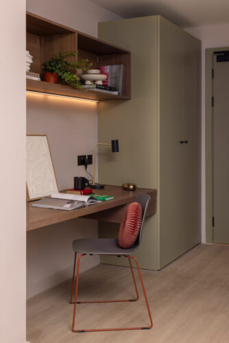 WEB_RES_Peppermill_0051-e1764160291792-334×500