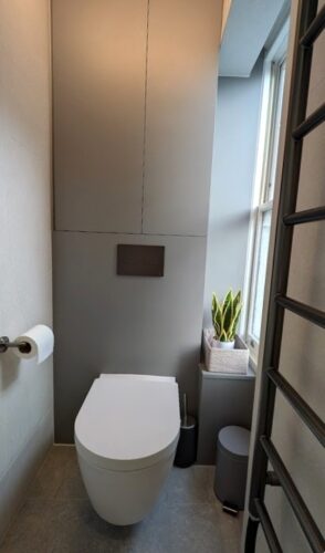 bathroom-2-2-294×500